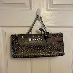 Insulated Wine Bag + Foldable Wine Bottle